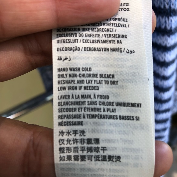 Hollister Cardigan Sweater - Picture 6 of 7